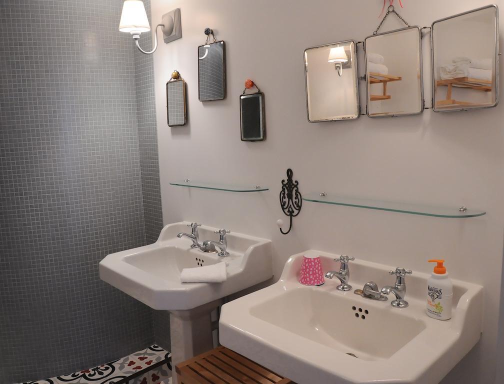 La Grenadine Bed & Breakfast Бордо Стая снимка